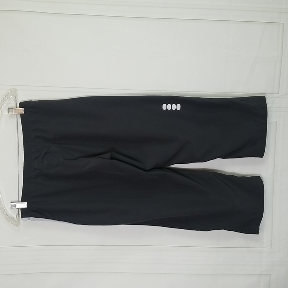 Nike WMS Small Dri Fit Capri Pants Gray Front Zip Vented Running Athletic - Picture 6 of 15